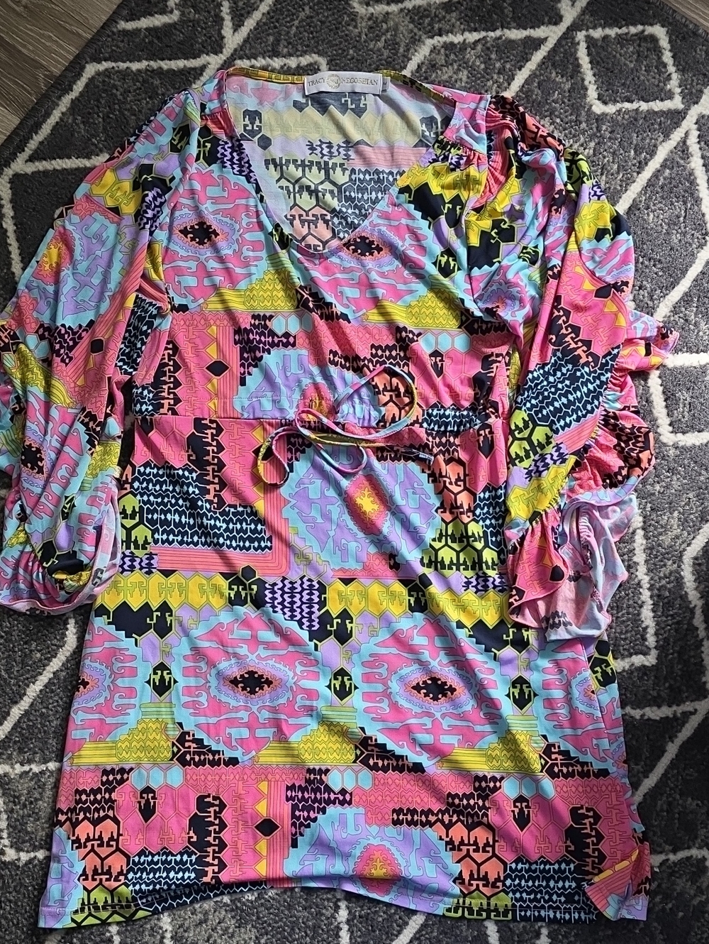 Tracy Negoshian Pink Multi-Color V-Neck Tie-Waist dress